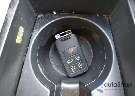 2010 Volvo Xc60 3.2 from USA, damaged, VIN YV4960DZ7A2052212